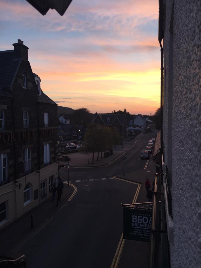 Caledonian Hotel Portree Exterior photo